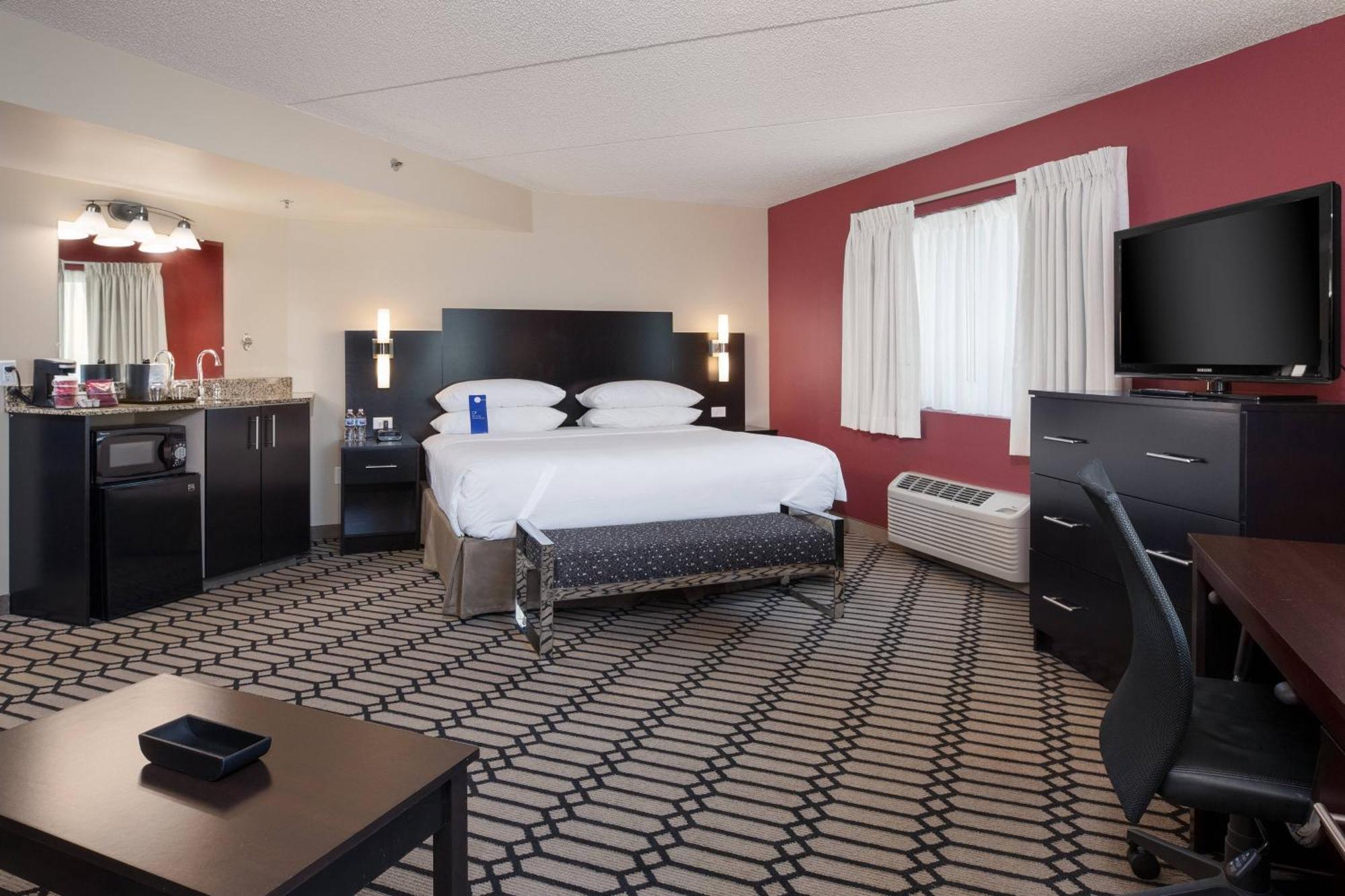 Delta Hotels By Marriott Fargo Esterno foto